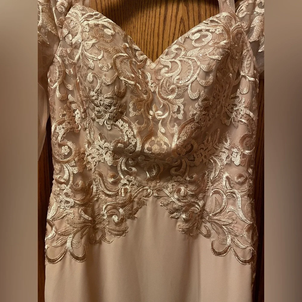 JJ’s House Special Occassion Gown Dusty Rose 3/4 sleeve - Picture 4 of 6